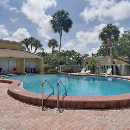 Sarasota Escape About 4 Mi To Siesta Key Beach! المظهر الخارجي الصورة